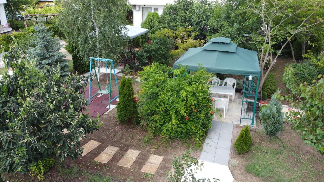 Lilia Guest House Nesebăr Exterior foto